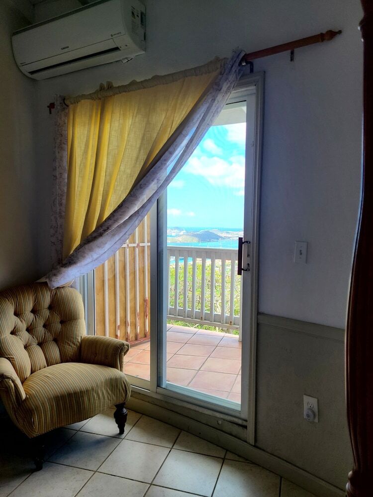 Boundless Bliss Hotel