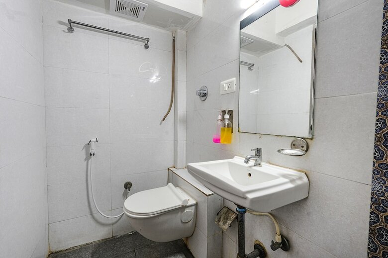Hotel Fabexpress 24 Plus