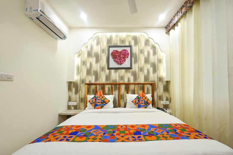 Fabhotel Nirvana Grand By Io