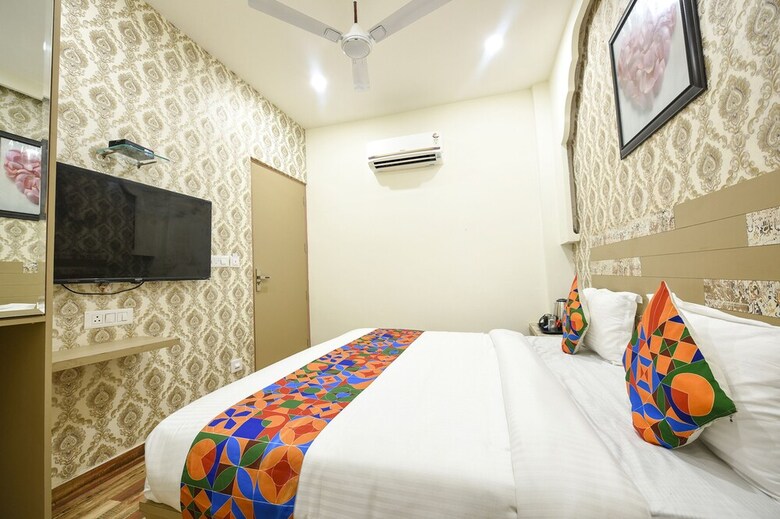 Fabhotel Nirvana Grand By Io