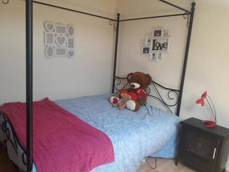 Room In Apartment - Double Room 2 In Albarraque, Sintra, Shared Bathroom