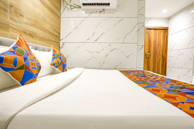 Fabhotel Shubham Inn
