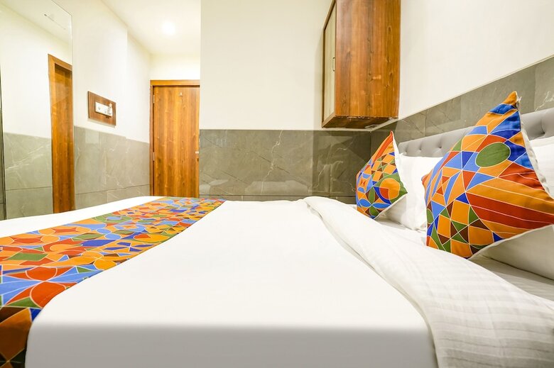 Fabhotel Shubham Inn