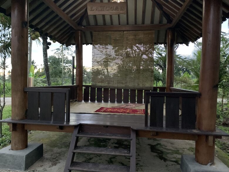Joglo Green House
