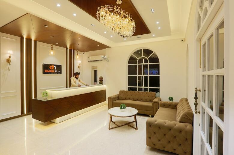 Hotel Regalia Grand By Delight Stay