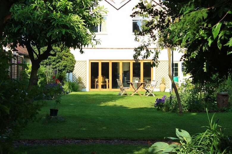 Little Orchard Bed And Breakfast Chichester