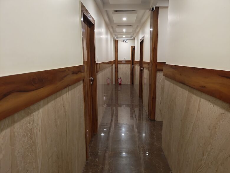 Hotel Dream Palace Residency