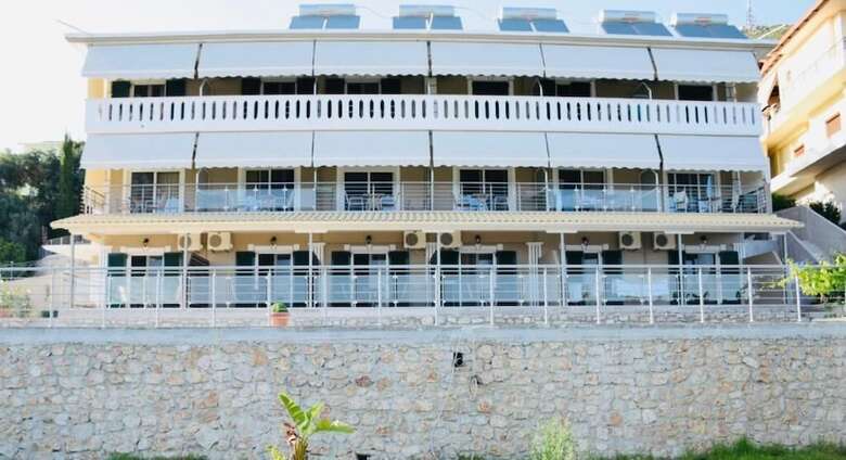Villa Thomas Nakas