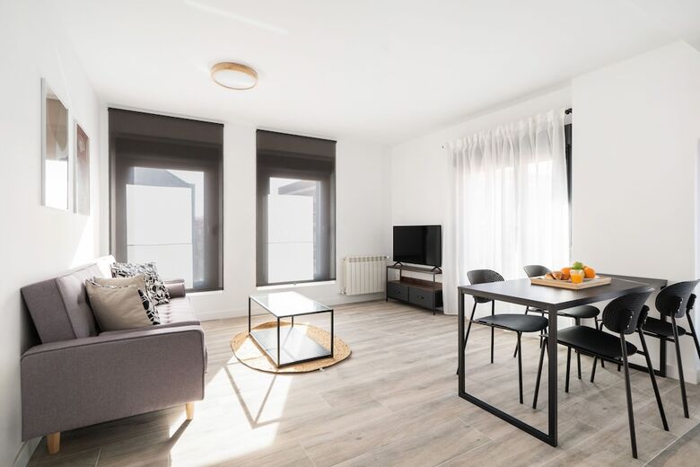Aparthotel Dobo Madrid San Diego