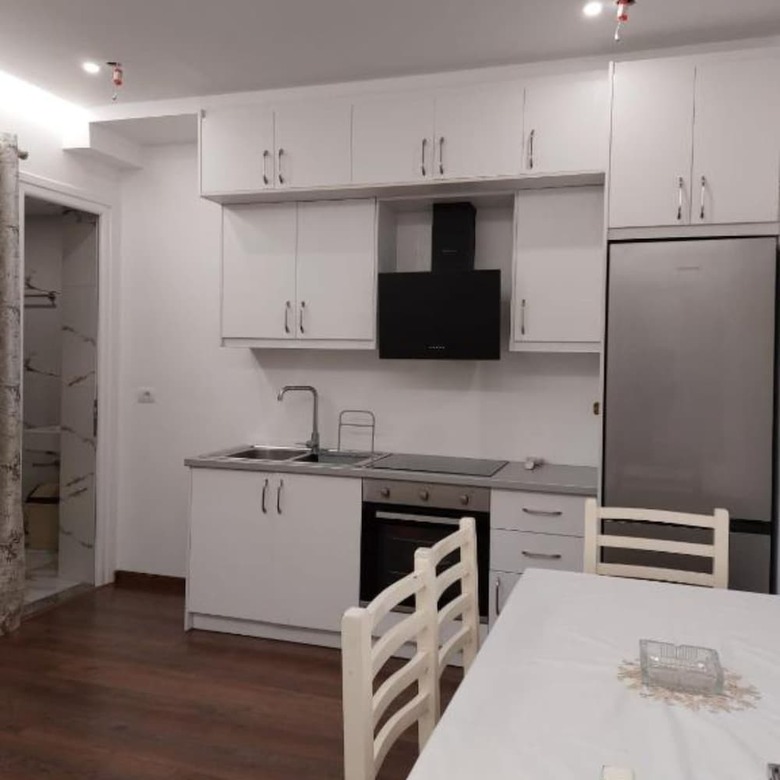 Hotel Vila Irdi