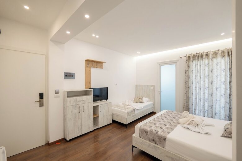Hotel Vila Irdi