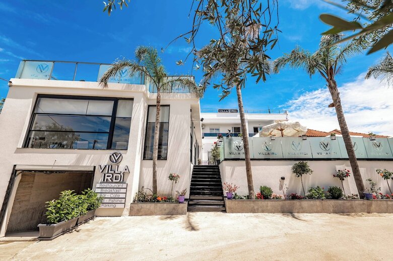 Hotel Vila Irdi