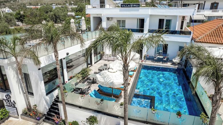 Hotel Vila Irdi
