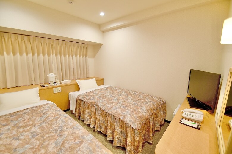 Kyoto Universal Hotel Karasuma