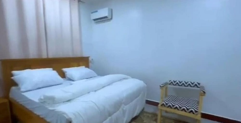 Hotel Eagles Inn