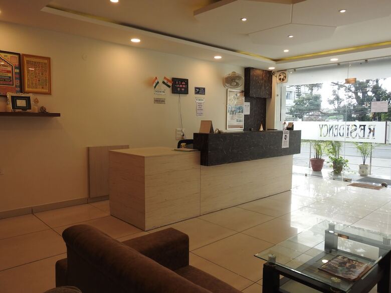 Hotel Aakash Residency