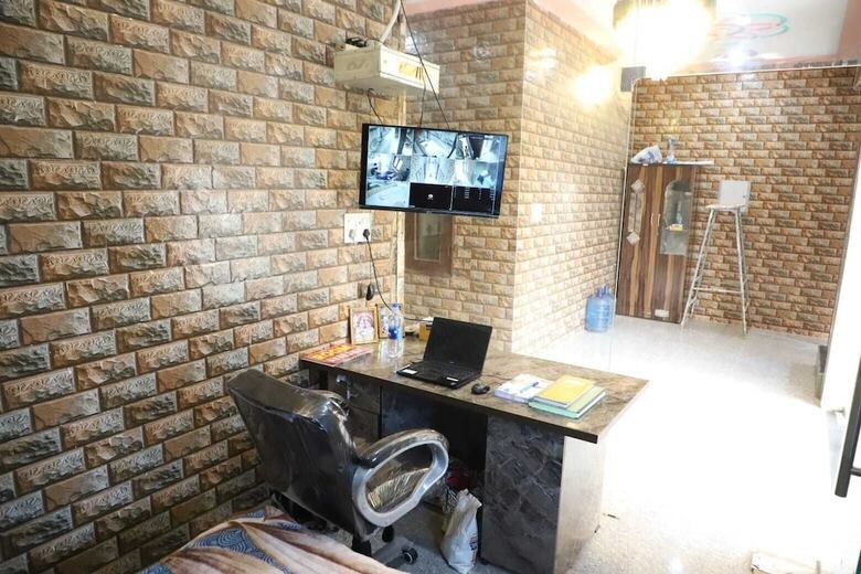 Hotel Shri Laddu Gopal Guest House