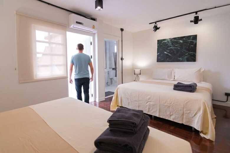 Mini-me Hubs - Charm Suites In Old City