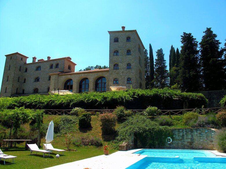 Ht Castello Di Campolongo