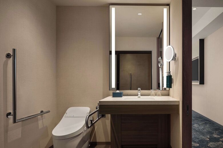 Hotel Doubletree By Hilton Osaka Castle