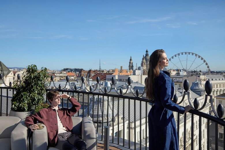 Dorothea Hotel, Budapest, Autograph Collection