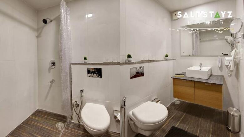 Hotel Saltstayz Premier - Golf Course Extension Road