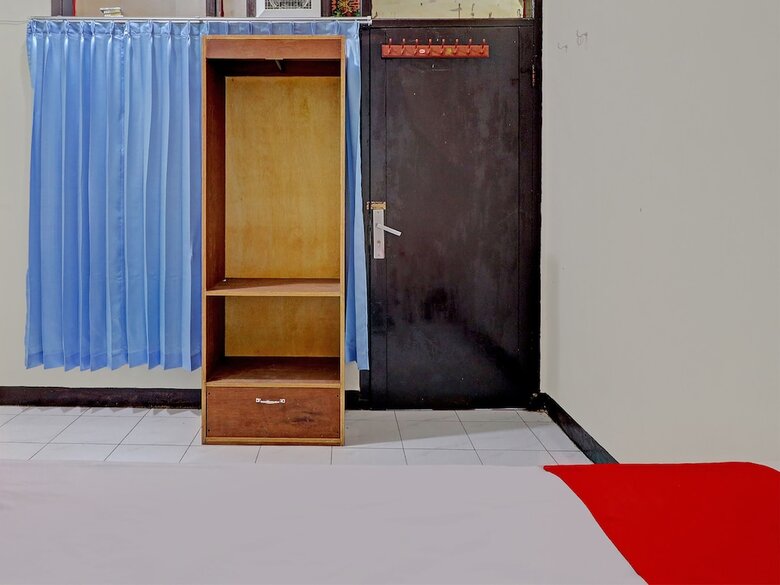 Hotel Oyo Life 92685 Kost Arimbi