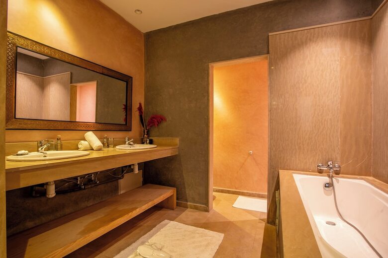 Hotel Riad Azia
