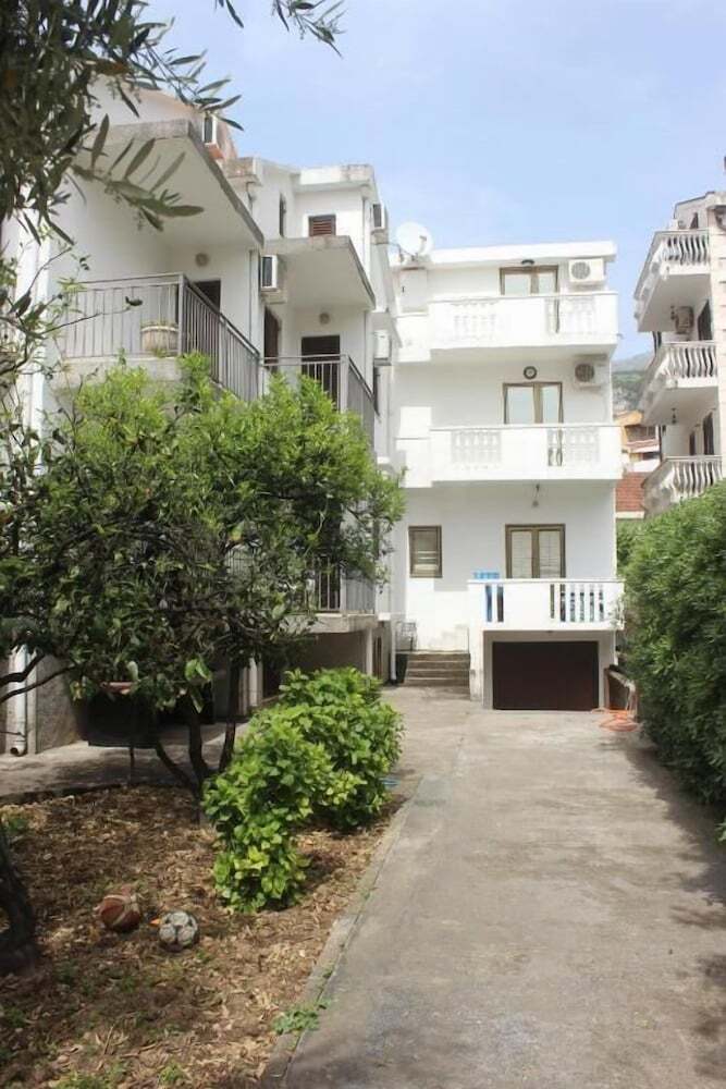 Aparthotel Nir Apartments Budva