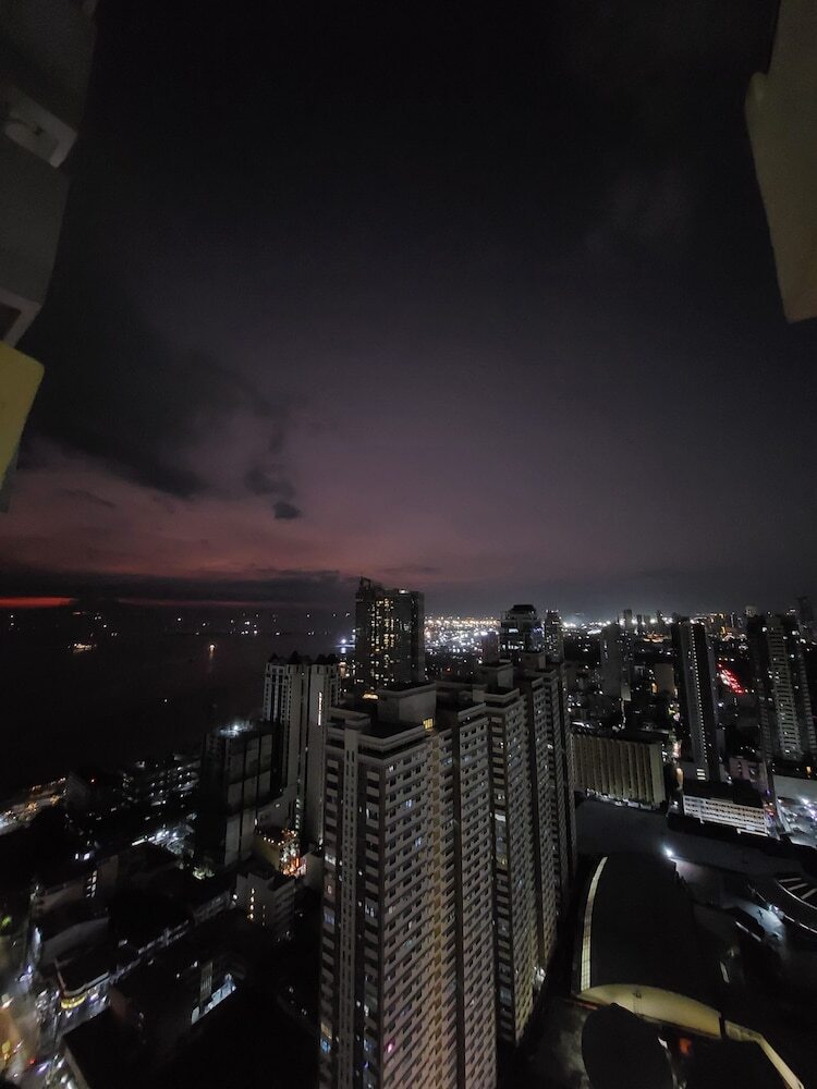 Aparthotel Birch Tower Manila