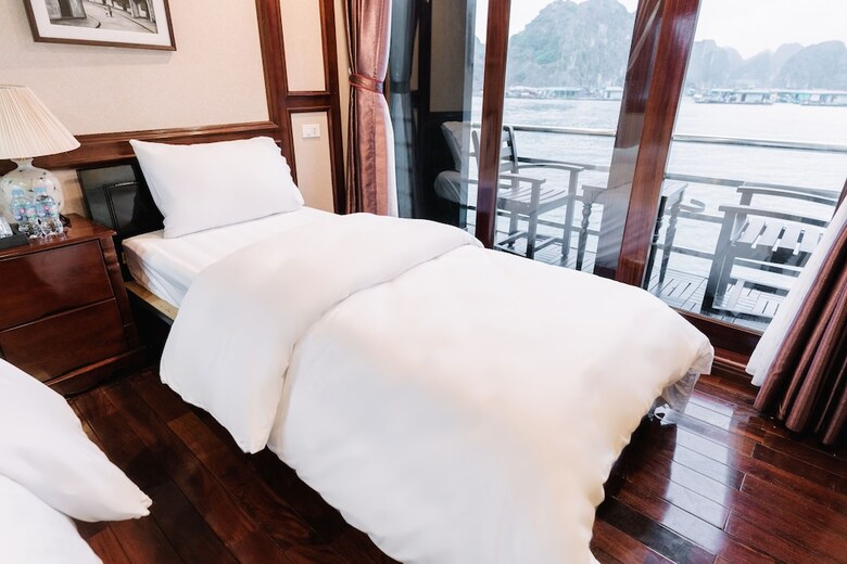 Honey Boutique Cruise