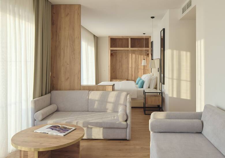 Hotel Sol Tropikal Durres