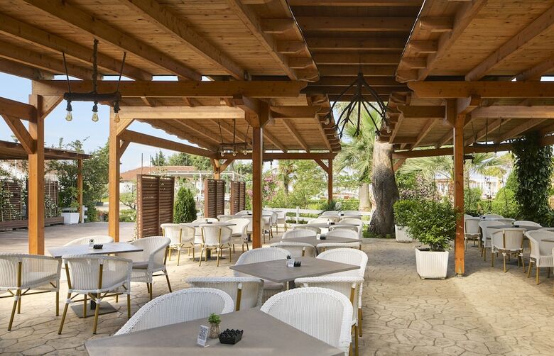 Hotel Sol Tropikal Durres