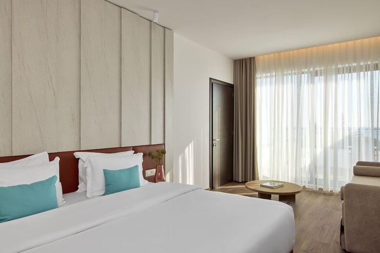 Hotel Sol Tropikal Durres