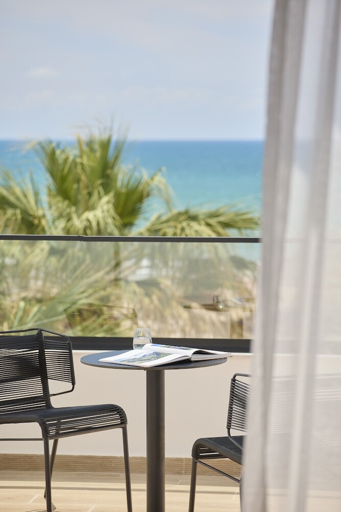 Hotel Sol Tropikal Durres