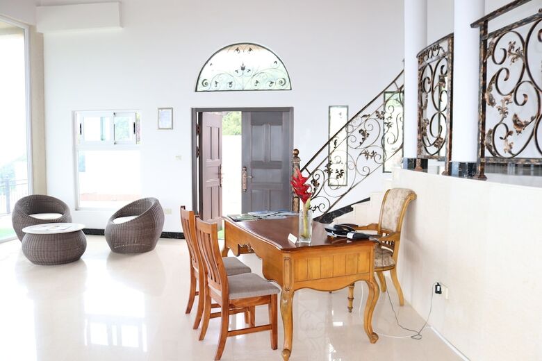 Amanda Luxury Villa