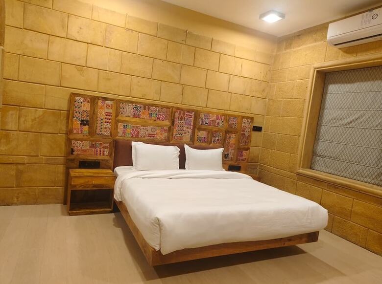 Hotel Grand Khalifa