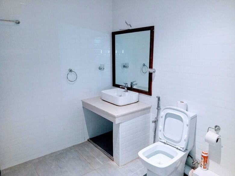 Hotel Pontoon Residence & Suites