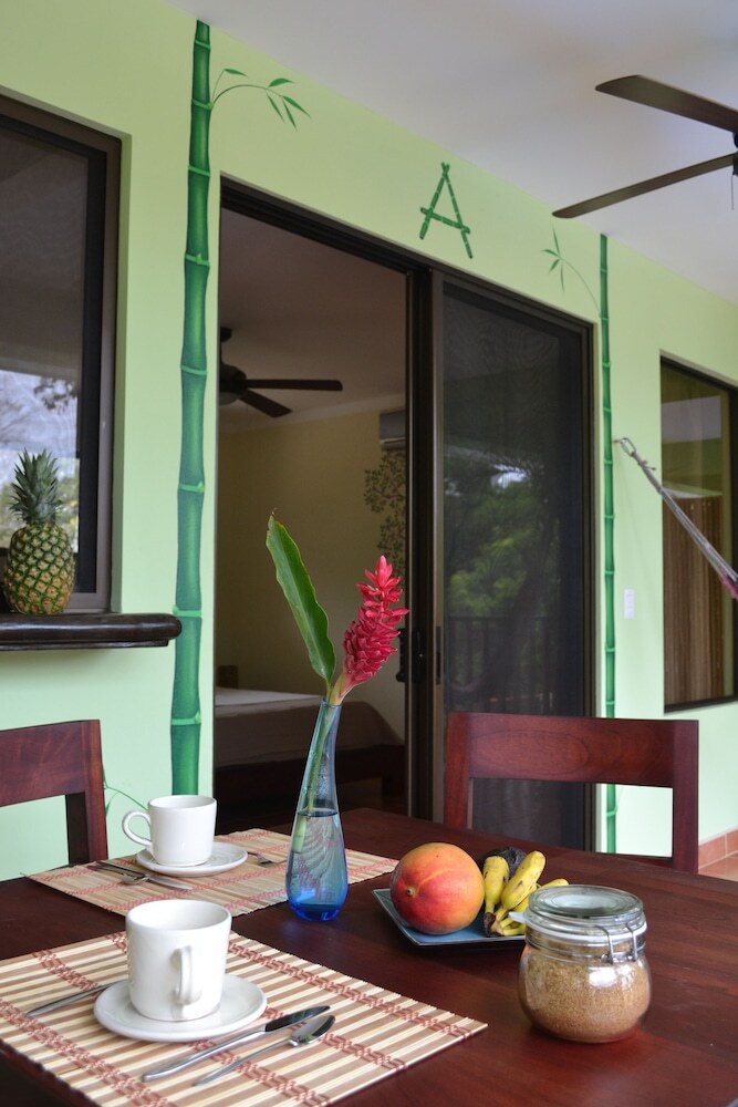 Bed & Breakfast Mavi Surf Hotel