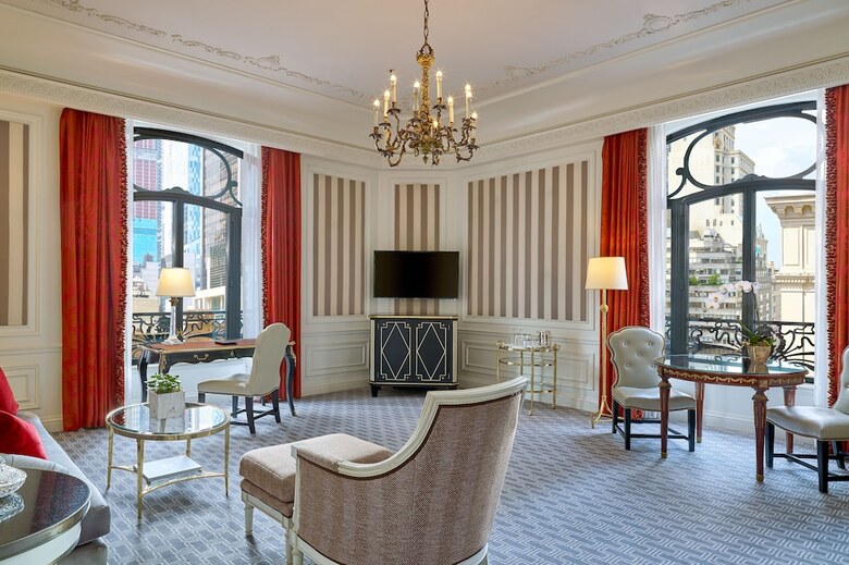 Hotel 5th & 55th Residence Club