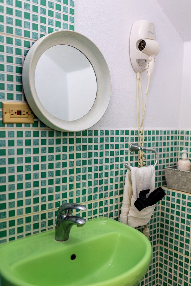Apartamentos Restorations Tobago