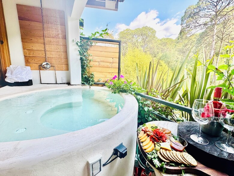 Encino House Hotel Boutique
