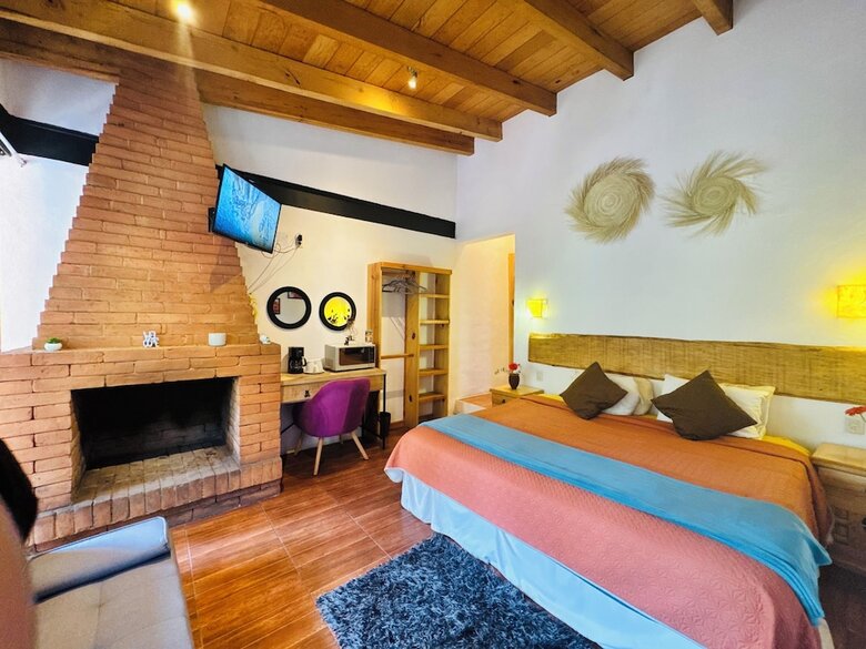 Encino House Hotel Boutique