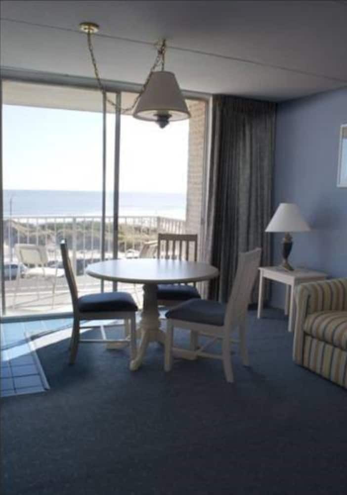 Hotel Acropolis Oceanfront Resort