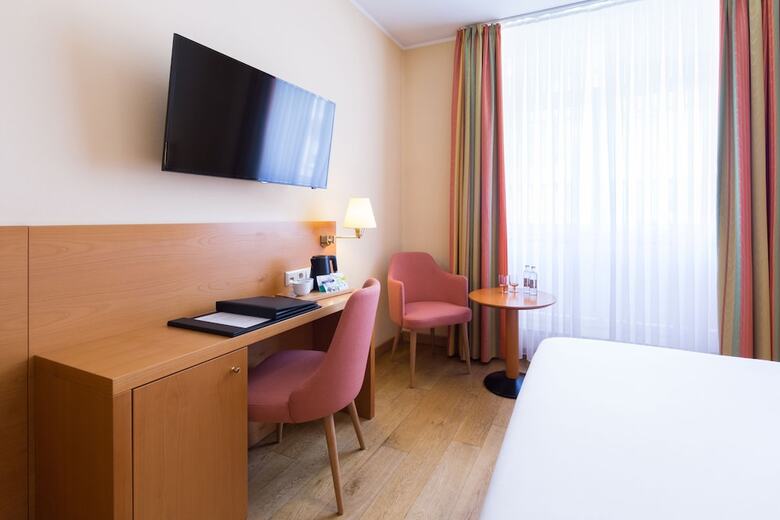 Hotel H�tel Perrin
