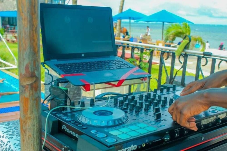 Hotel Salama Bling Beach Resort