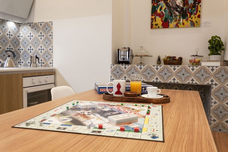 Moma Suites