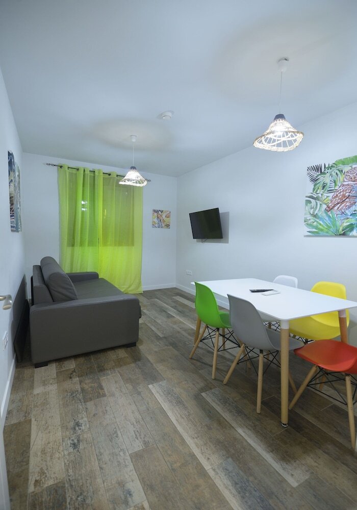 Aparthotel Apartamentos El Volante II