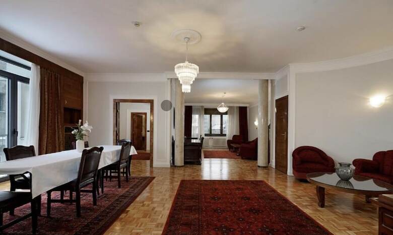 Hotel Majestic