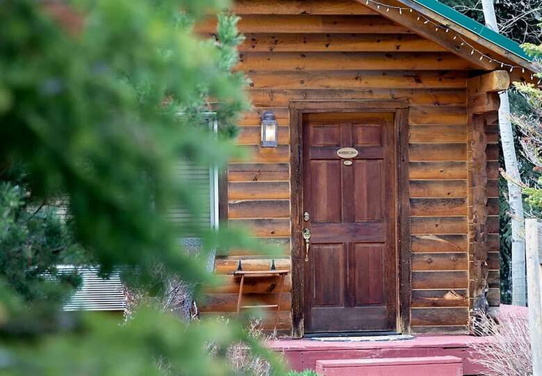 Alaskan Inn